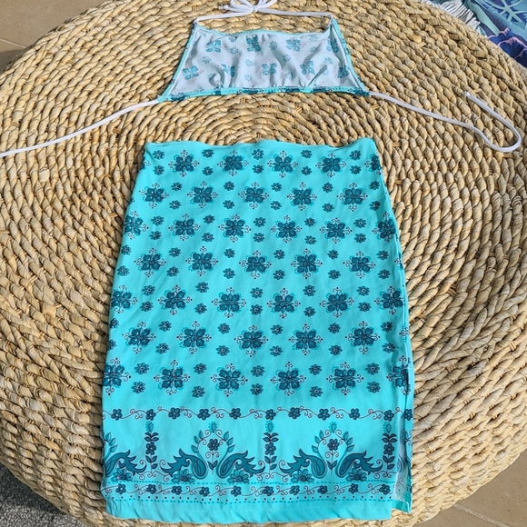 Blue top and skirt set - Picture 4 of 5